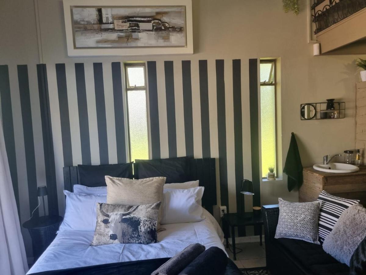 Angel 8 Airbnb Apartment 2 Robertson Luaran gambar